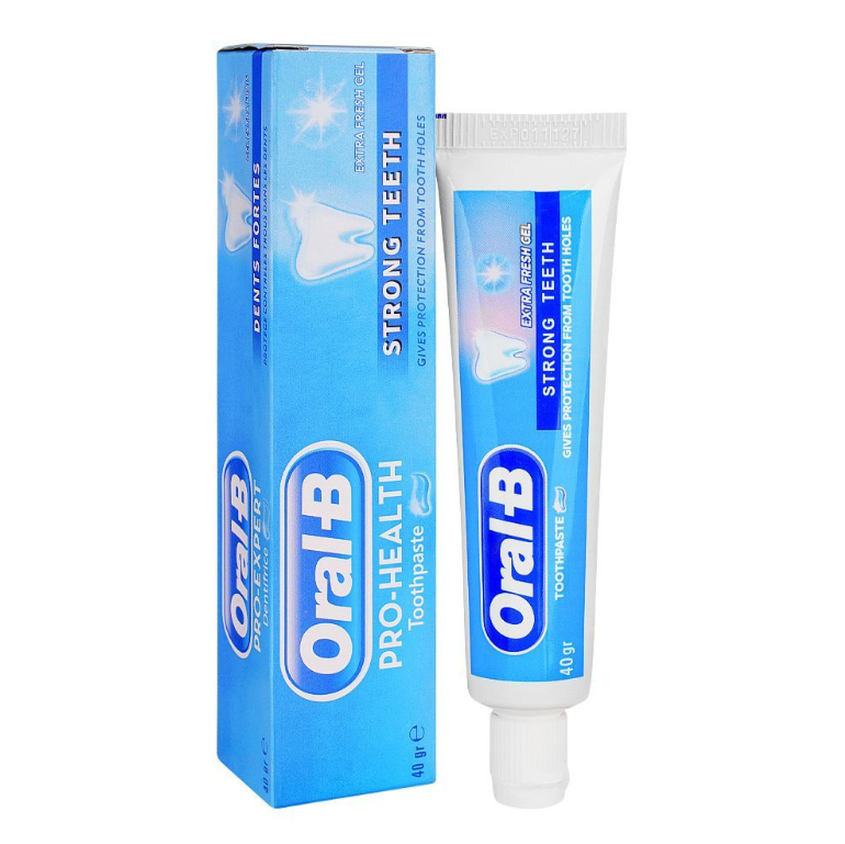 Oral-B Strong Teeth Extra Fresh Gel Toothpaste, 40g